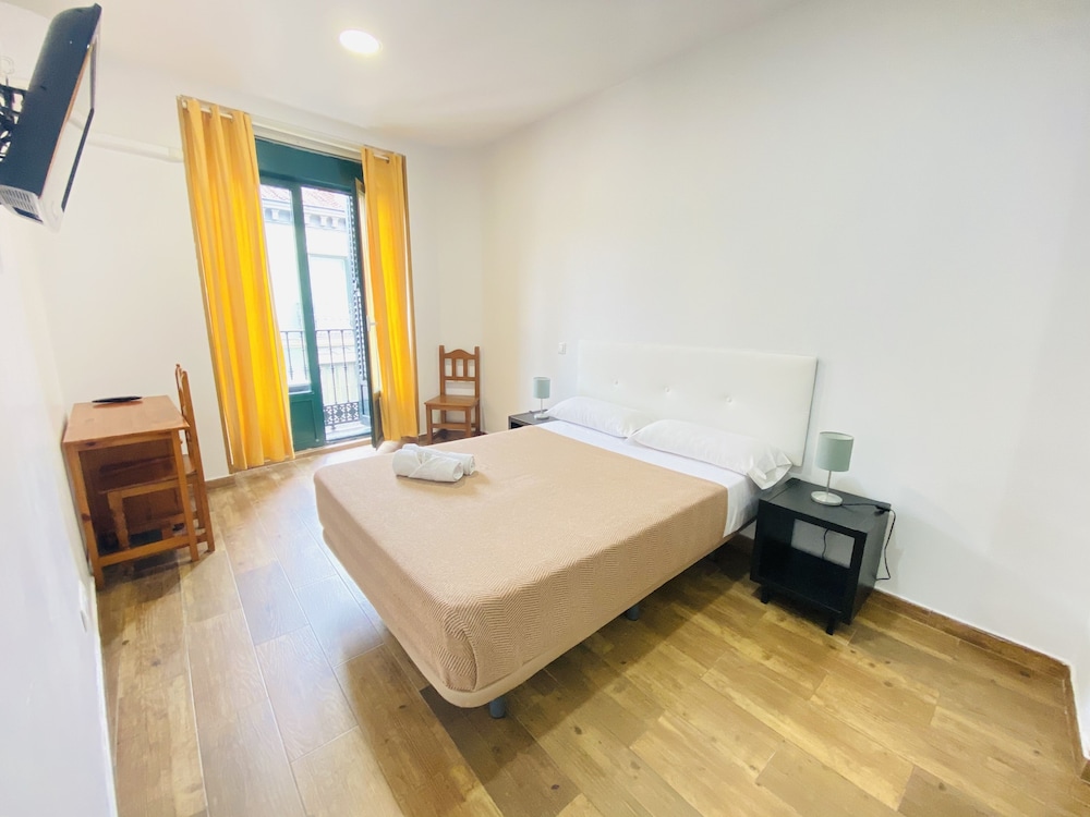 Hostal Rayuela 56/72