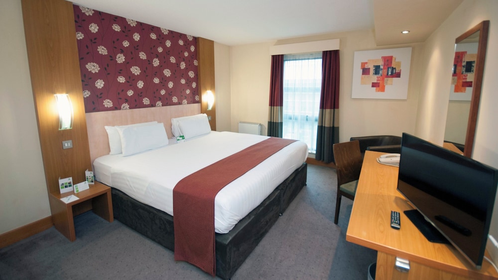 HOLIDAY INN MANCHESTER-CENTRAL PARK 19/73