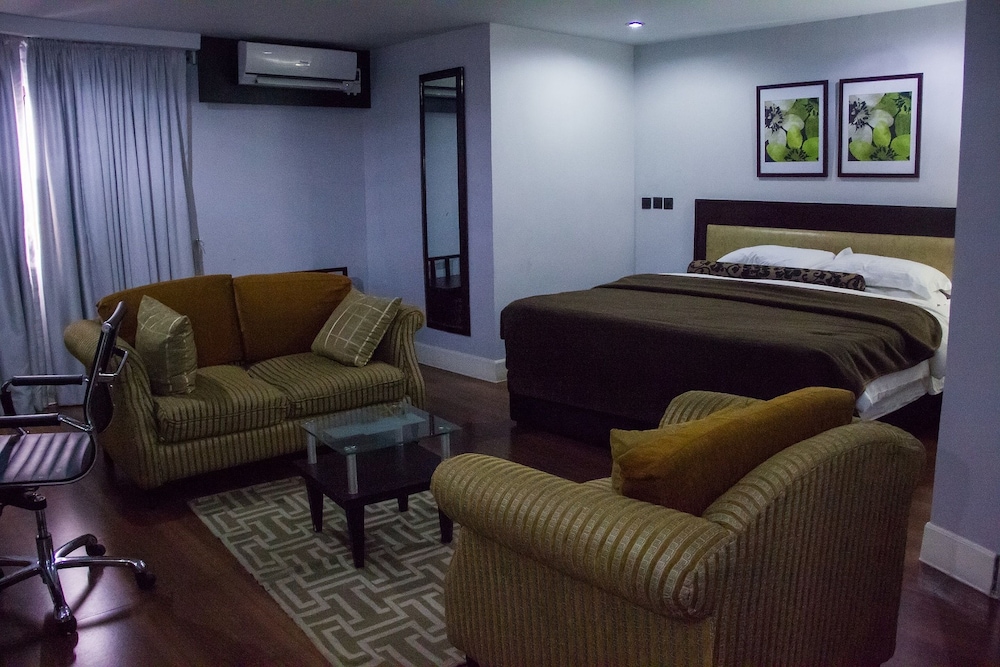 Best Western Starfire Hotel 49/75