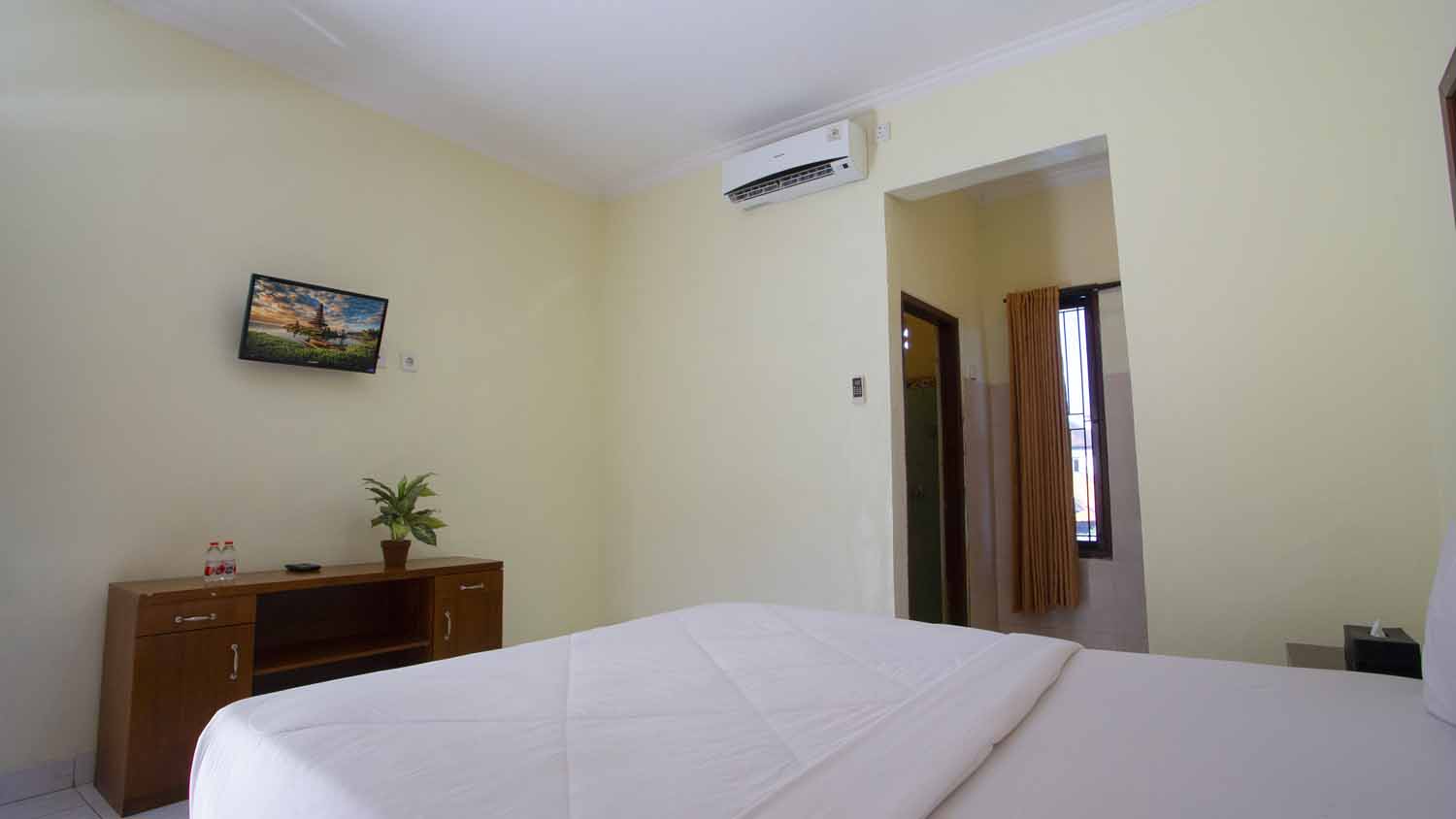 OYO 3910 Teges Inn 24/50