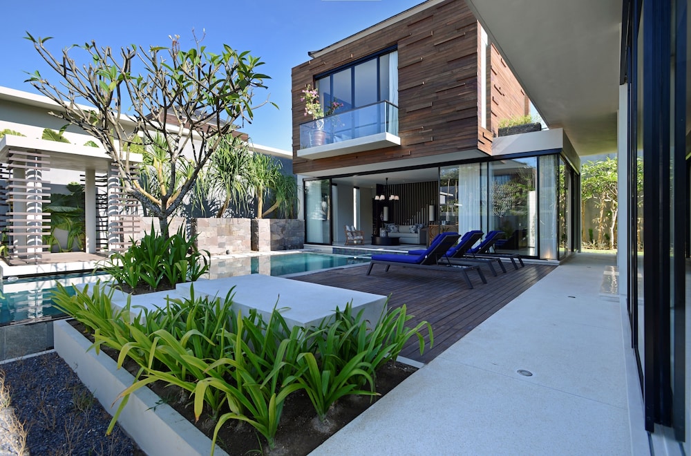 Vinila Villas by Nakula 40/50