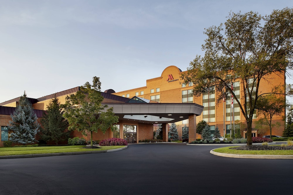 Cincinnati Marriott North 3/36