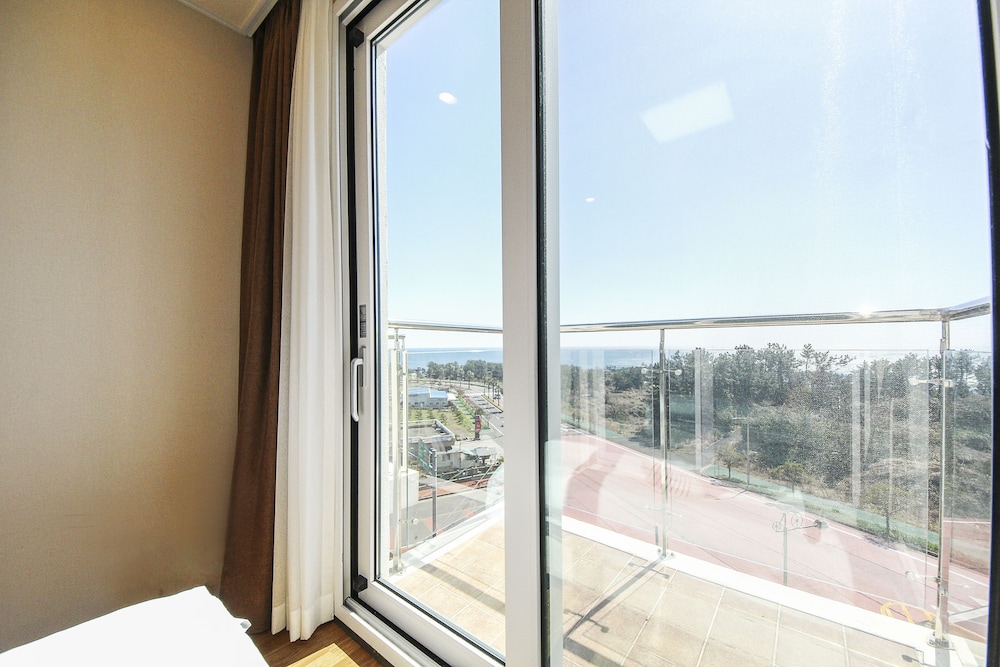 Jeju Ocean Blue Hotel 61/61