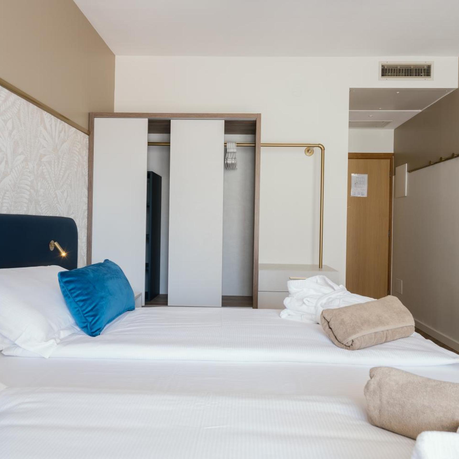 غرفة سوبيريور بسرير مزدوج بإطلالة على الحديقة، Hotel Du Lac 5/10