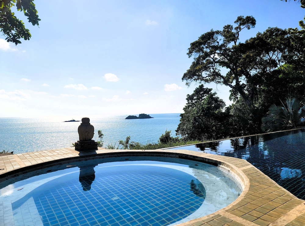 Koh Chang Cliff Beach Resort 27/50