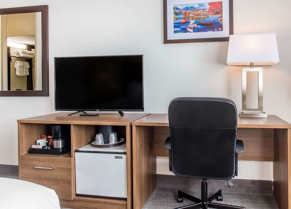 Quality Hotel Dorval Aeroport 43/59