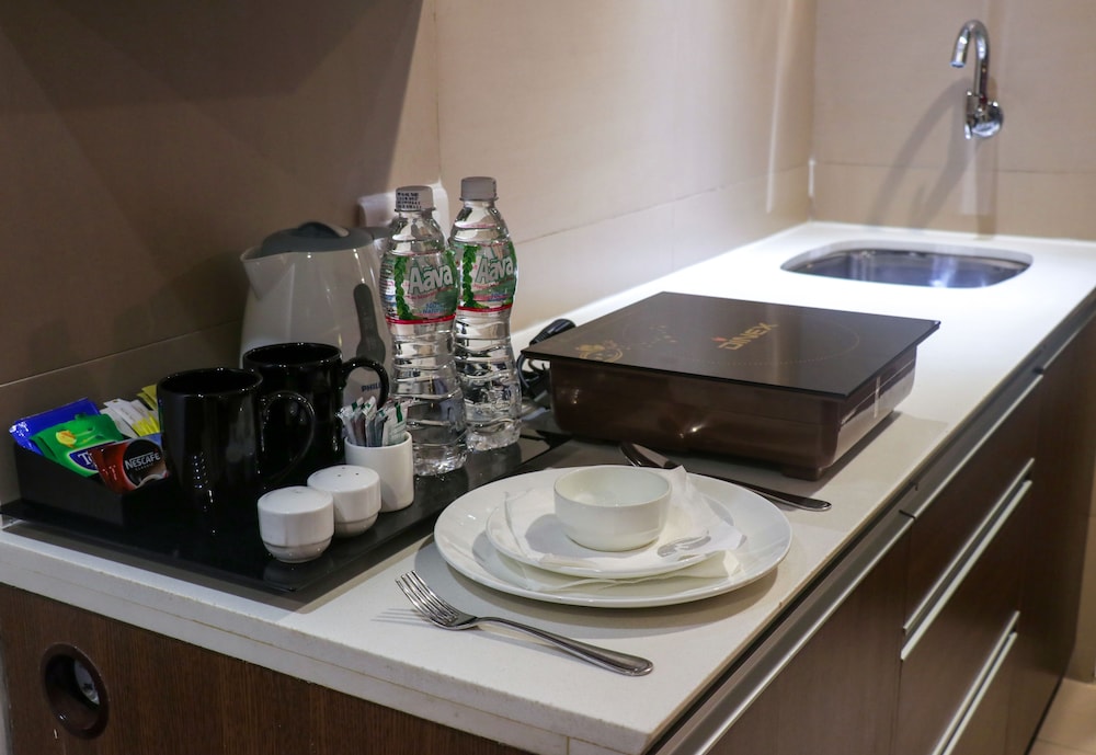 Grand Mercure Vadodara Surya Palace 33/35