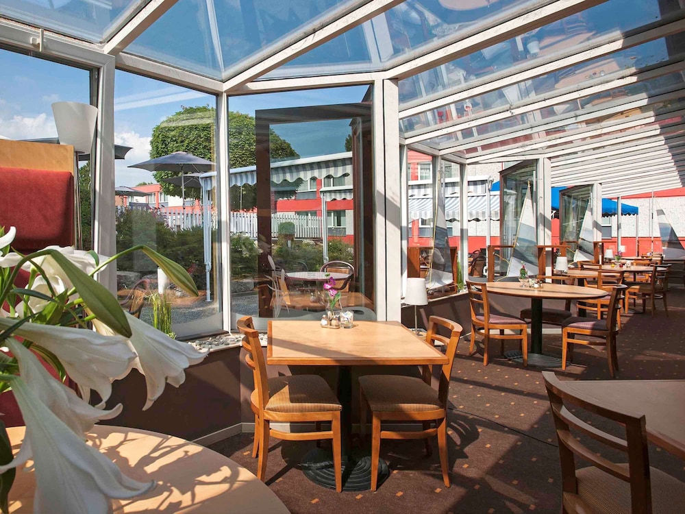Ibis 3 Lacs Neuchatel 36/50