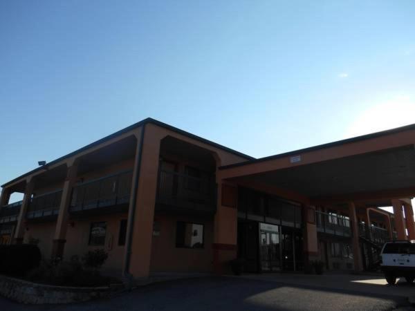 AmeriStay Inn