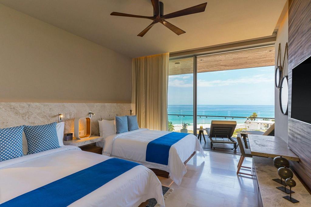 3 Bedrooms, Walkout, Residence, 1 King and 2 Queen Beds, Beach Front, Terrace, Garden Floor