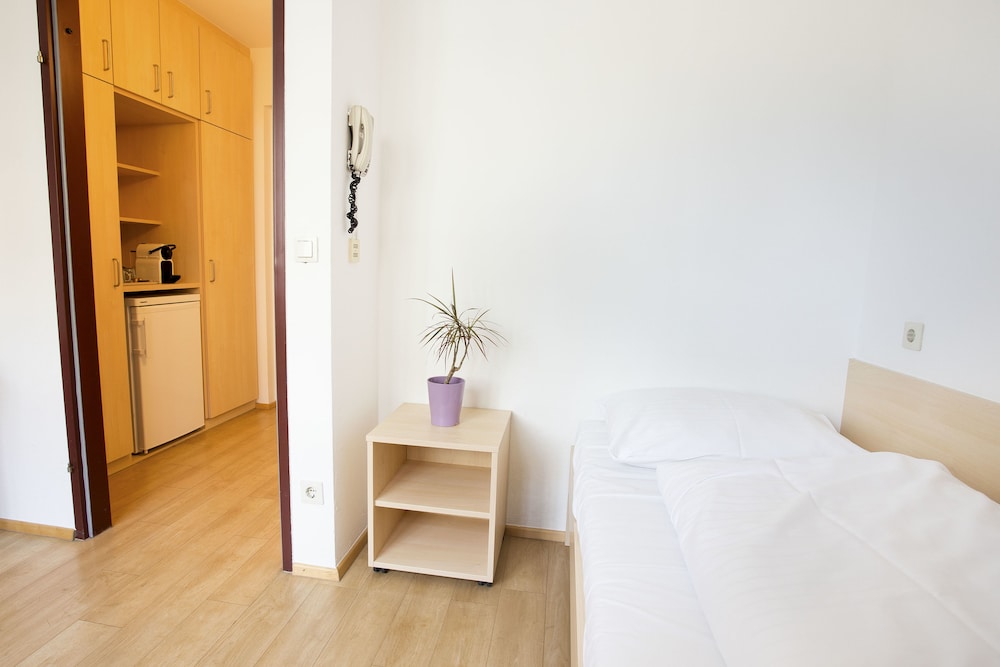 Strawberry Summer Hostel Salzburg Geschlossen 21/33