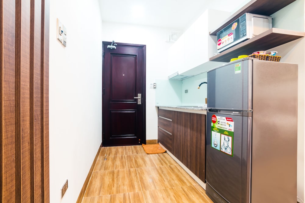 Ava Hotel & Apartment 9/48
