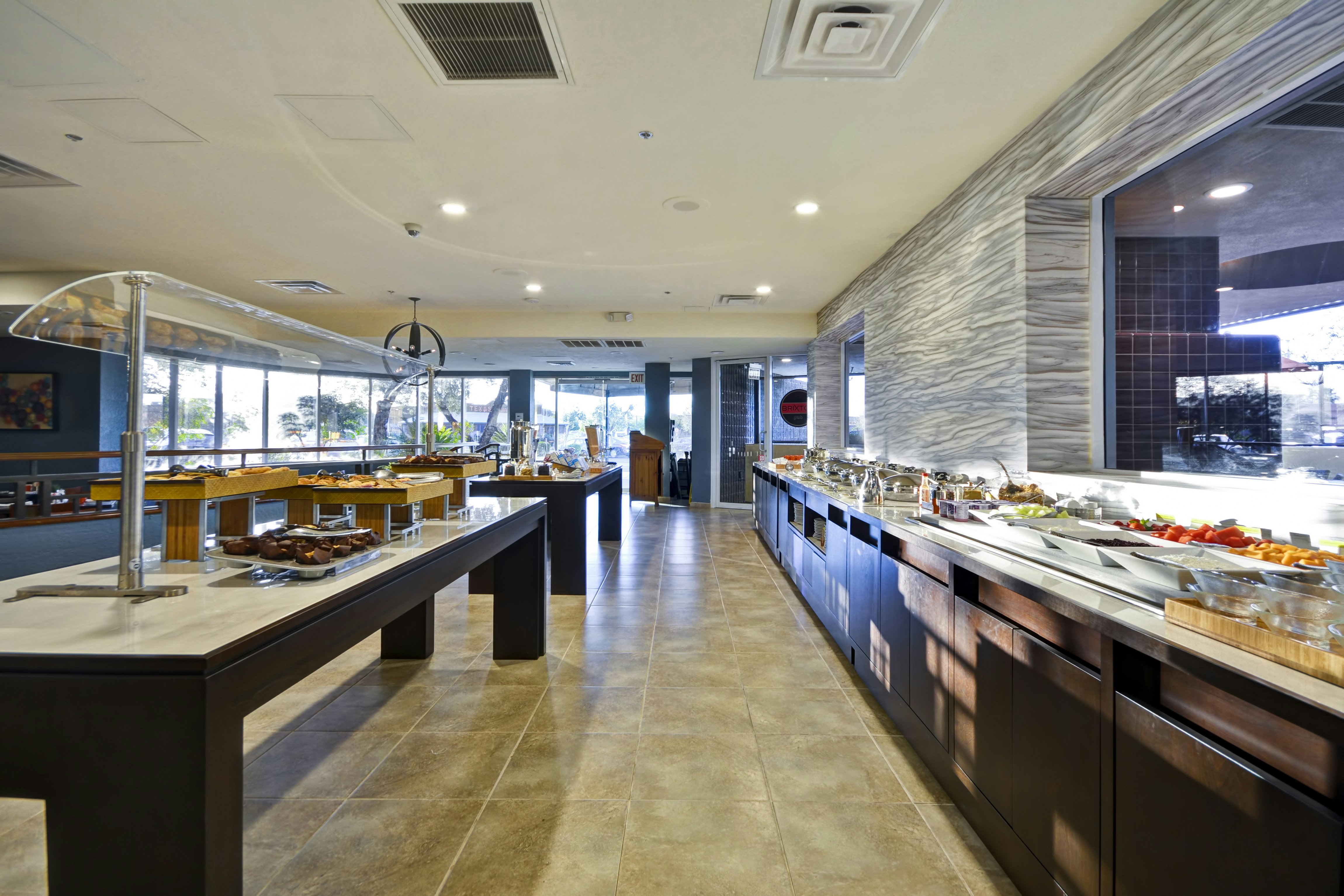 Doubletree By Hilton Phoenix North 7/73