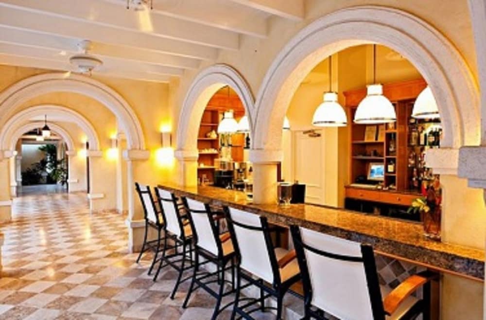 Villa Renaissance 70/81