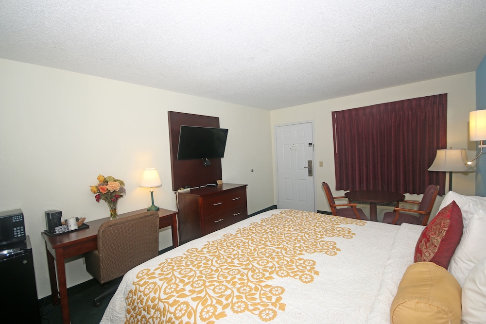 Hamilton Inn Jonesville I-77 15/24
