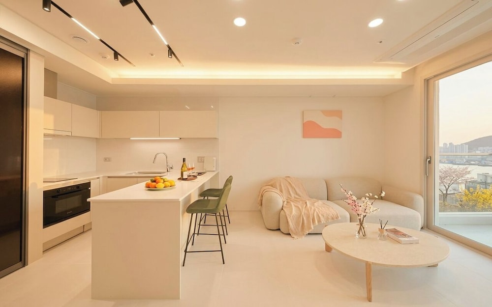 Sota Suite Busan Seomyeon 35/51