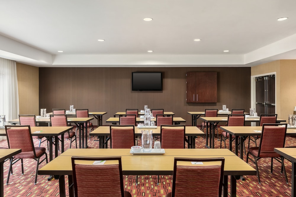 Courtyard Mt Holly Westampton 38/49