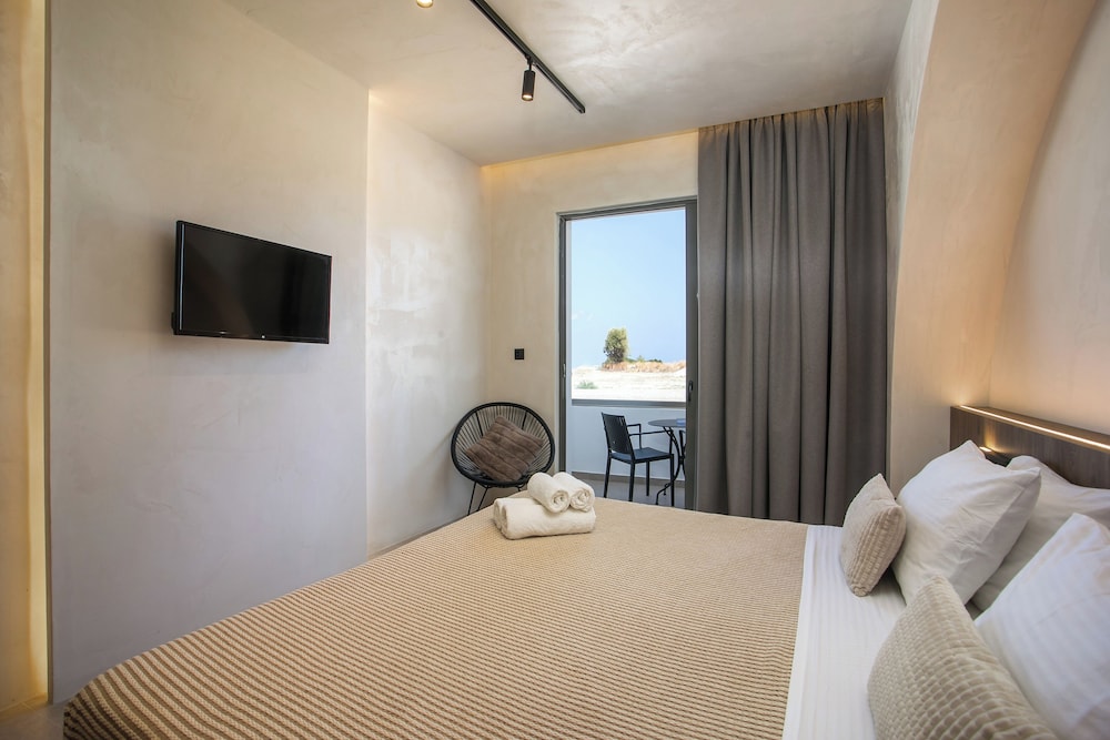 Superior, Queen Bed