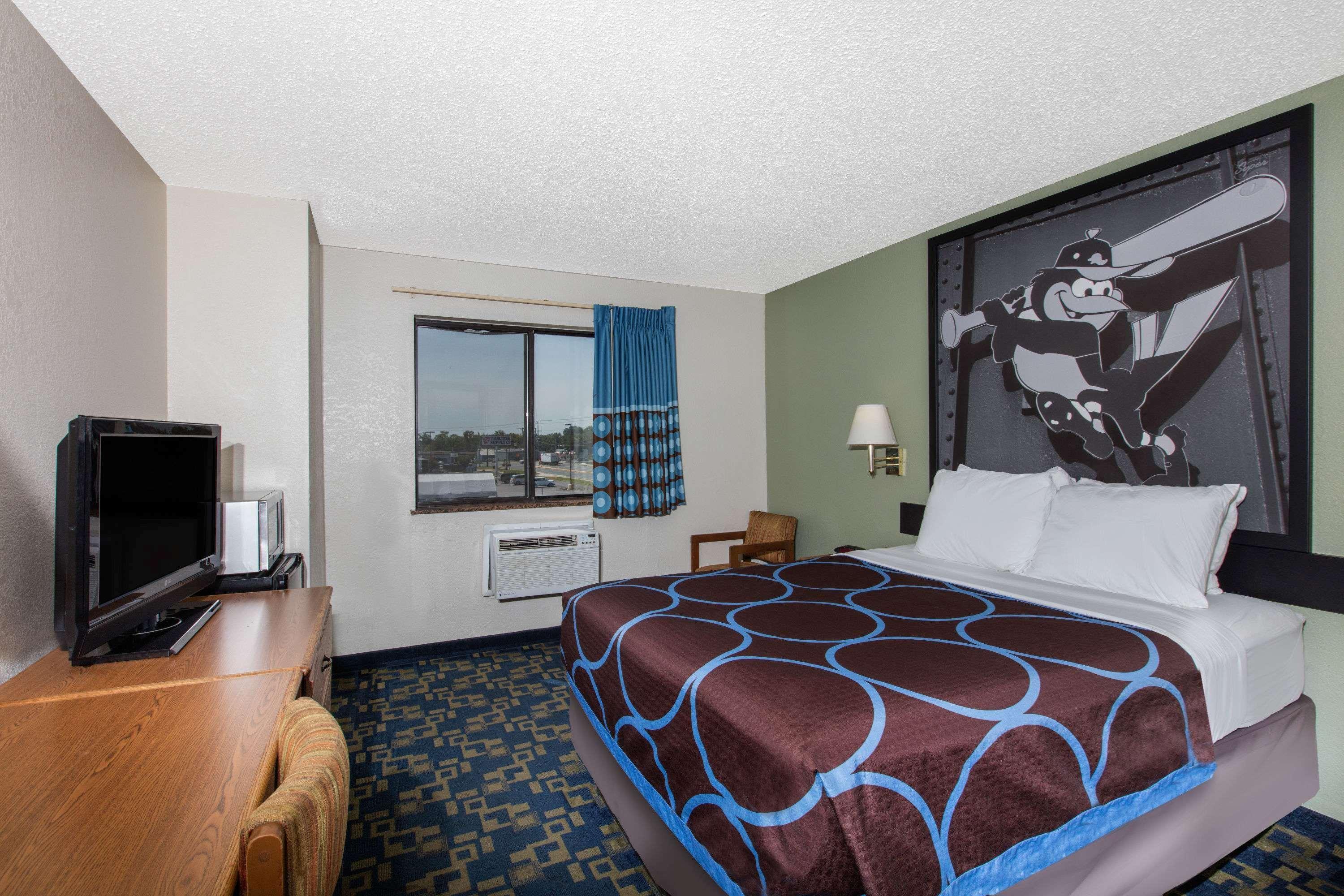 Super 8 By Wyndham Aberdeen MD 13/24
