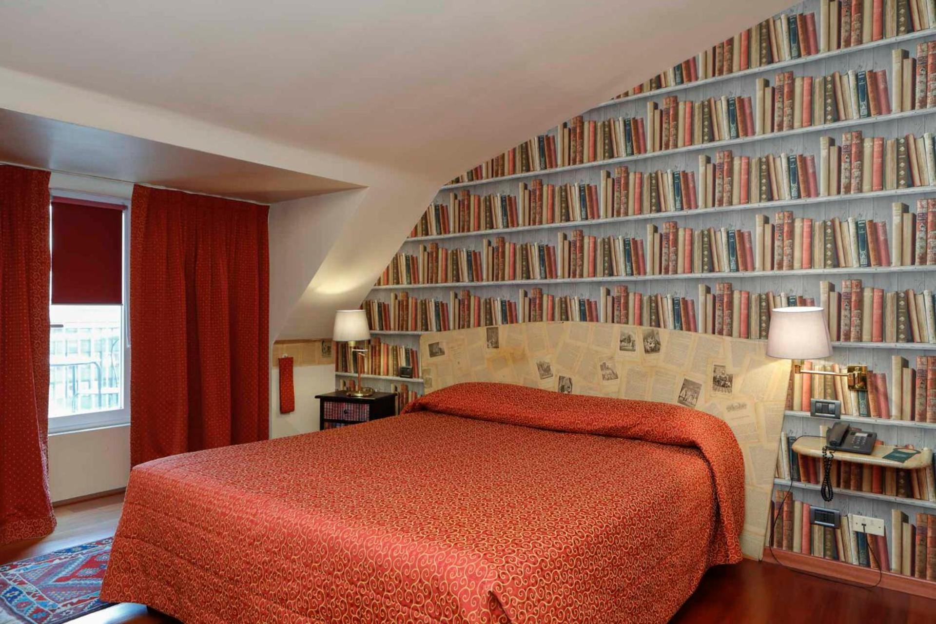 Superior, Queen Bed