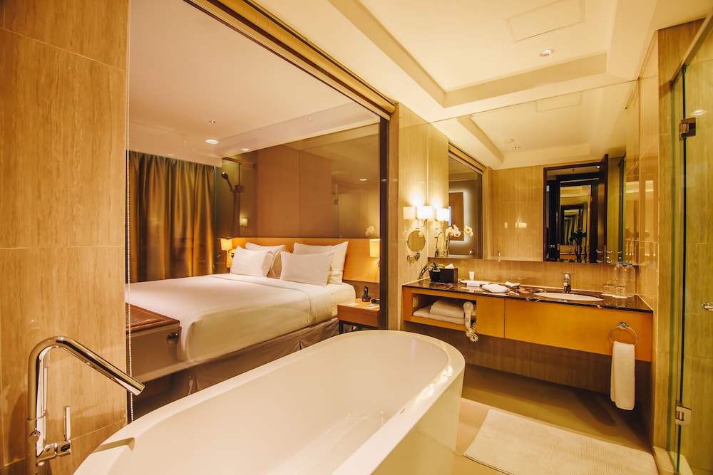 Js Luwansa Hotel And Convention Center 23/65