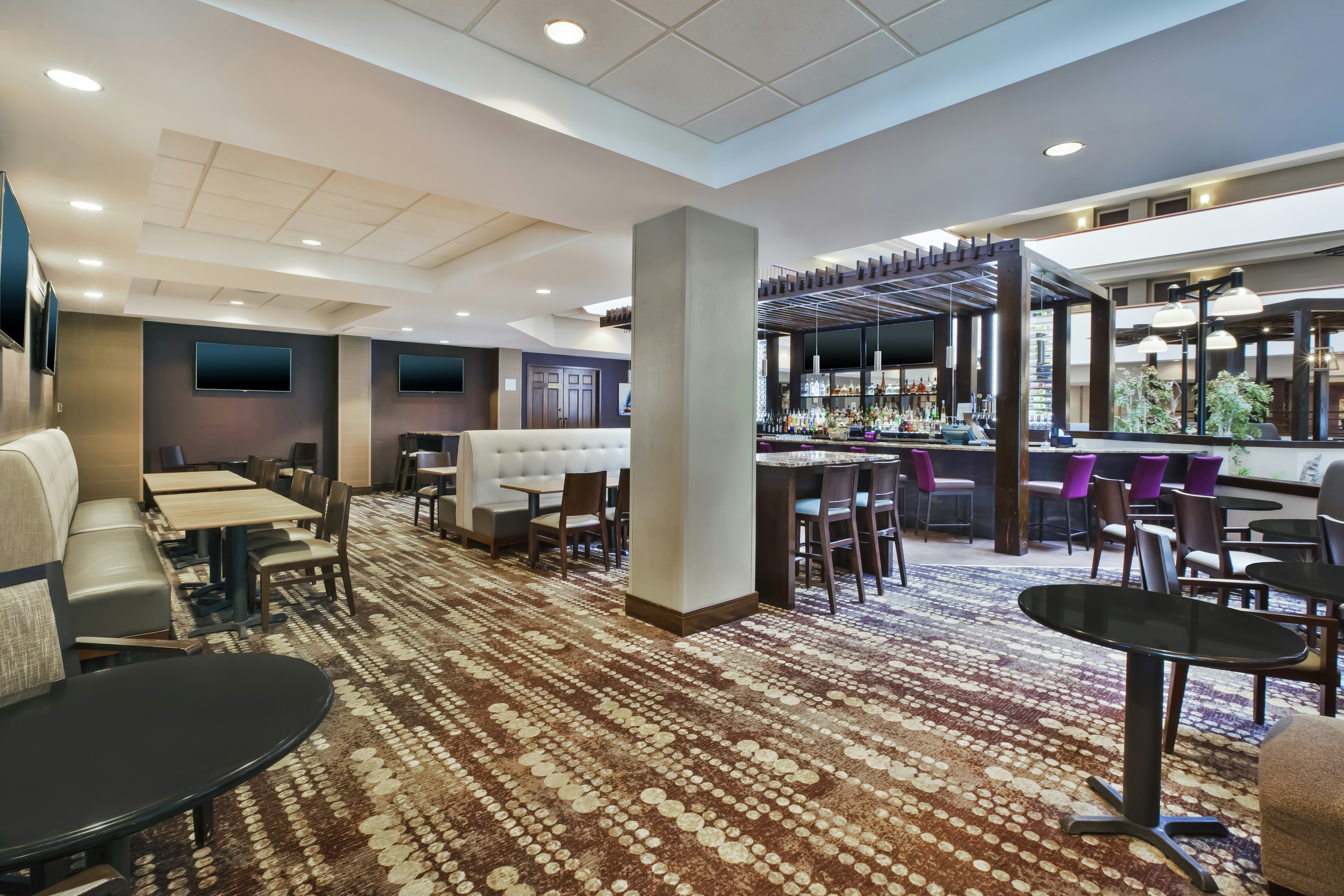DoubleTree by Hilton Rapid City Downtown Convention Center 7/11