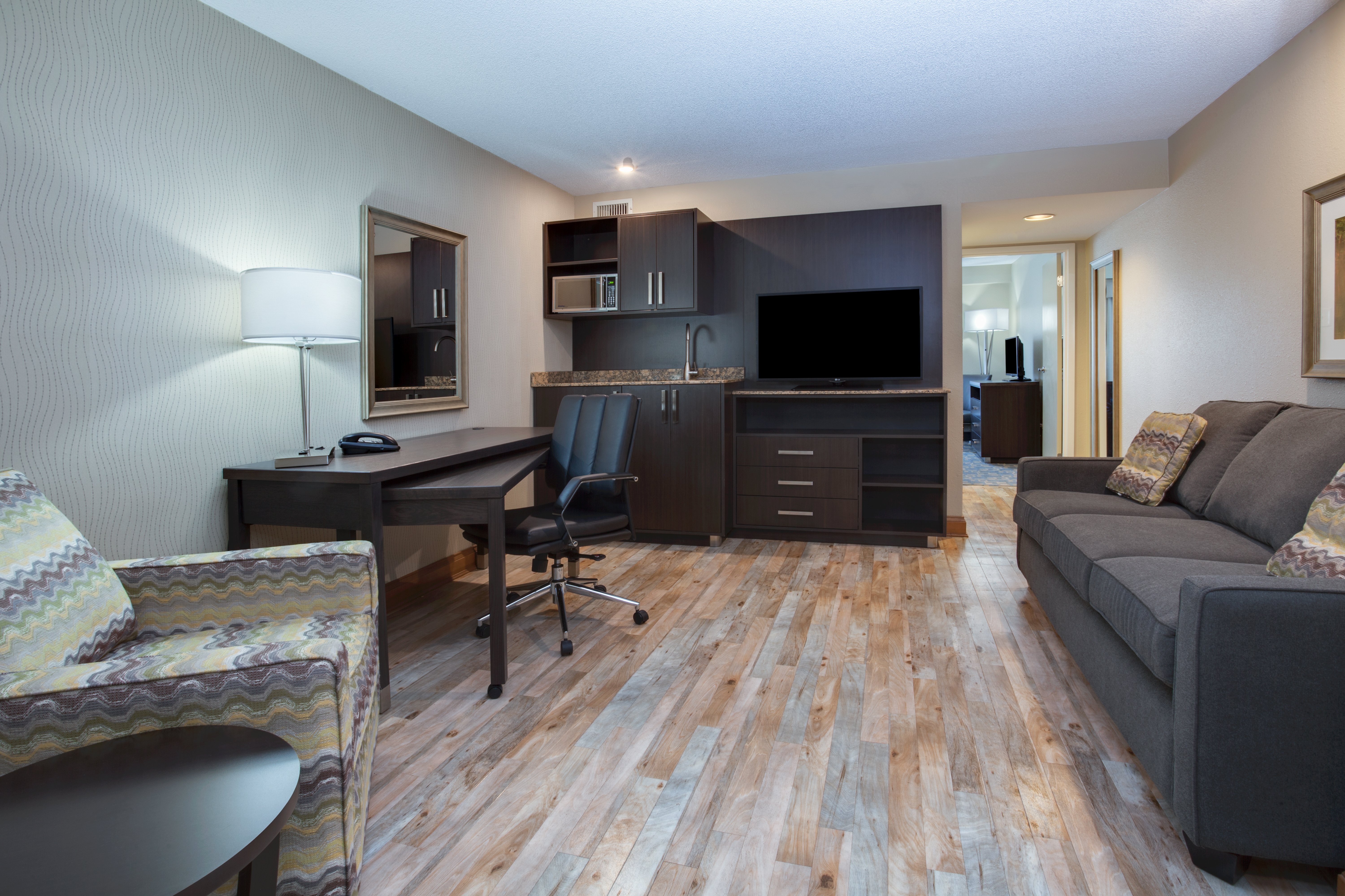 Holiday Inn Express Suites Fredericton 57/76