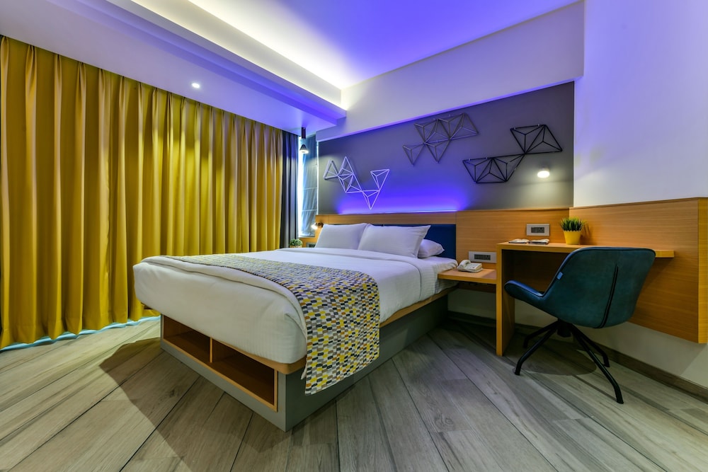 INDIE STAYS BKC KALINA 16/50
