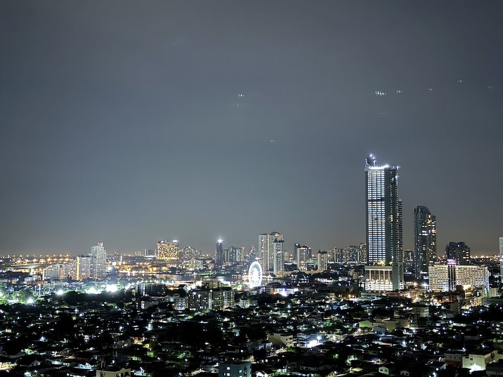 Grand Howard Hotel Bangkok 56/62