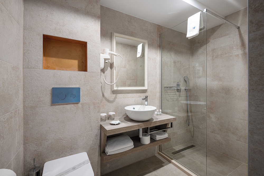 غرفة كلاسيكية مفردة بسرير مزدوج، Hotel Cavtat 6/8