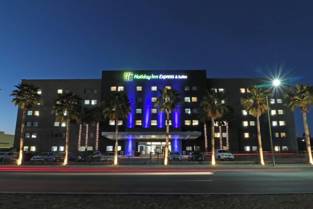 Holiday Inn Express Suites Hermosillo 2/50