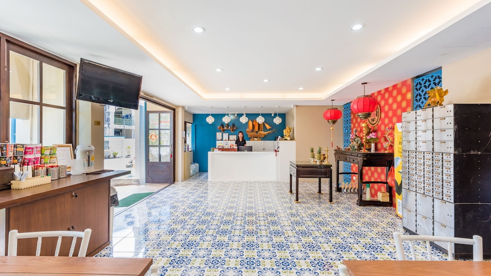 Pure Phuket Residence 35/39