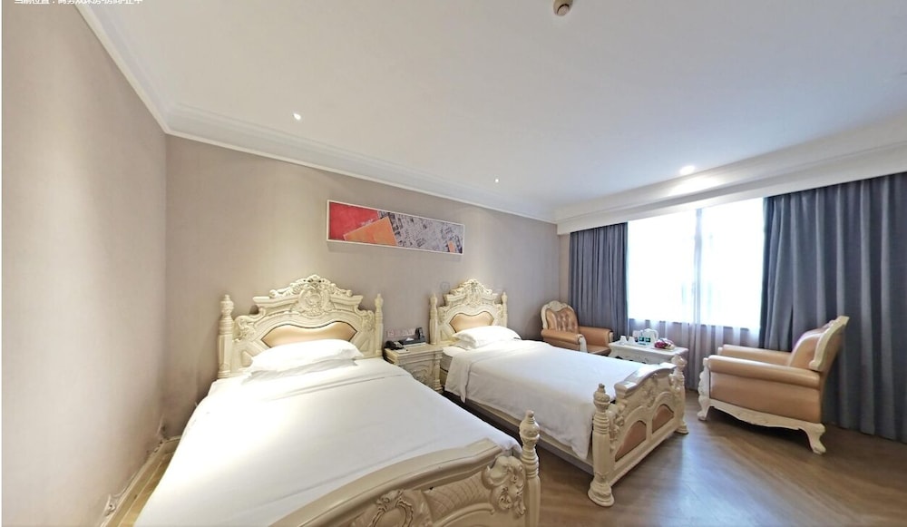 Nan Yang Royal Hotel 13/47