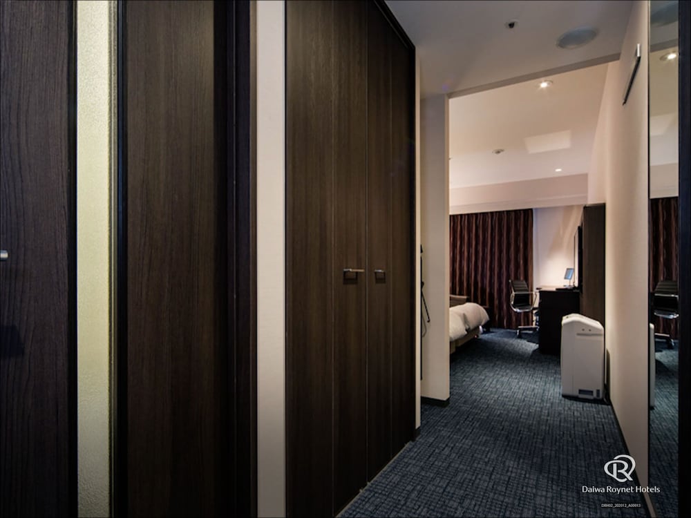 Daiwa Roynet Hotel Chiba Ekimae 50/50