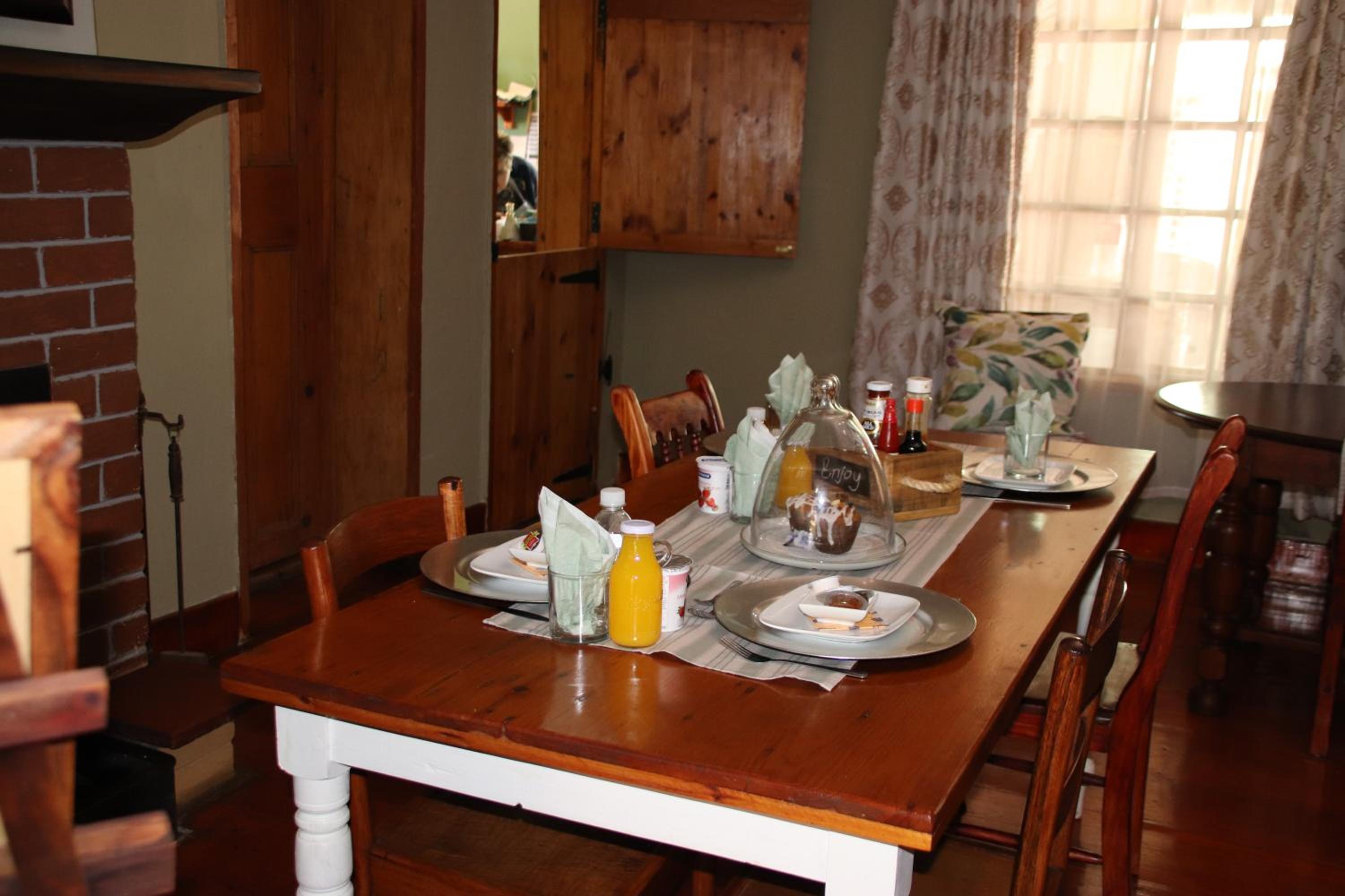 Top House Bed & Breakfast 8/15