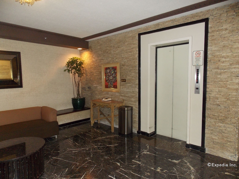 L'Fisher Hotel 5/50