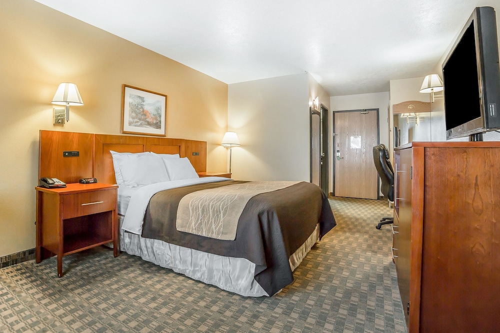Quality Inn & Suites Fillmore I-15 16/40
