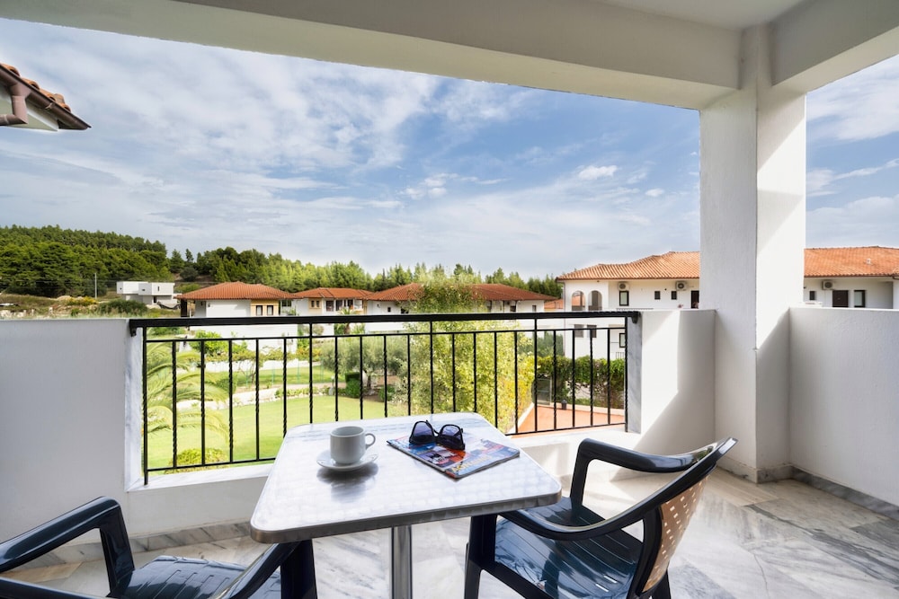 Chrousso Village Hotel 30/50
