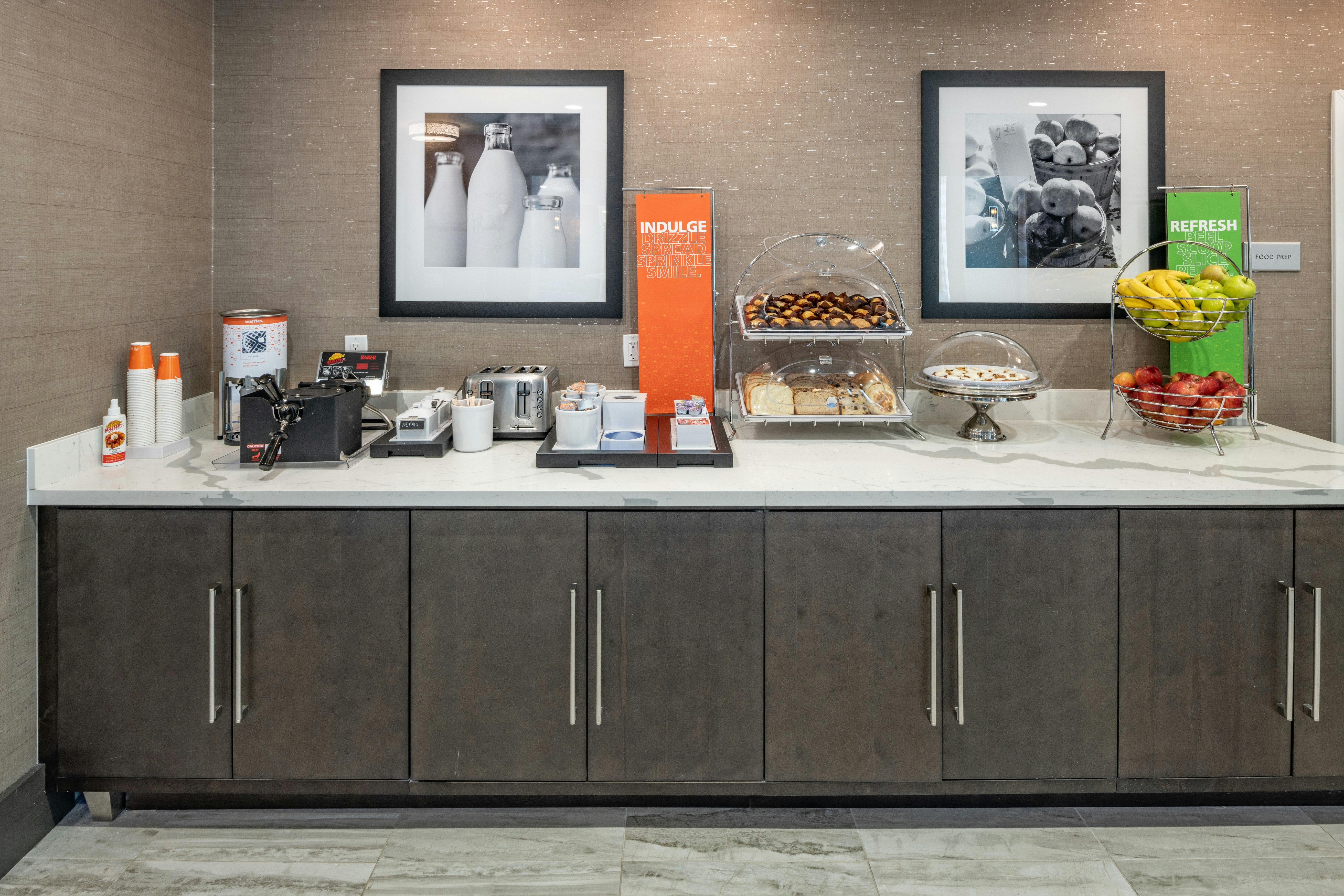 Hampton Inn And Suites Dallas/Plano Central 8/66