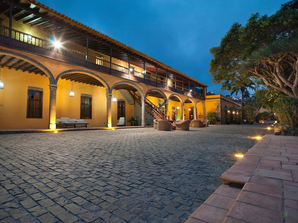 La Hacienda Del Buen Suceso in ARUCAS