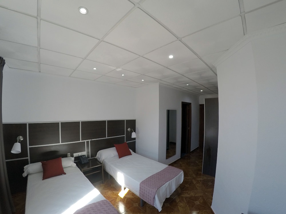Hotel Sagunto 11/24