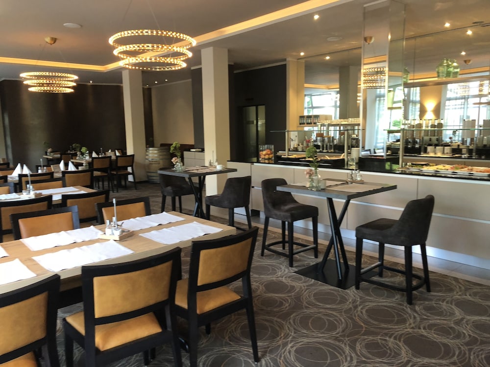 Caravelle Hotel im Park 38/55
