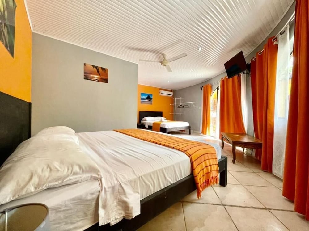 Hotel Colibri 10/50