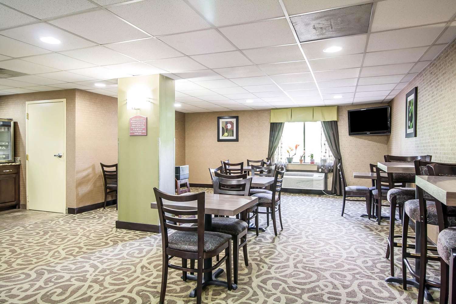 Comfort Inn Jackson I-40 27/33