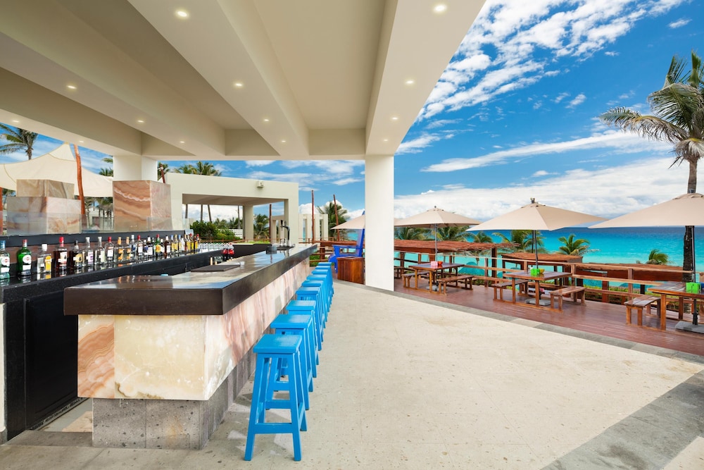 Grand Oasis Cancun All Inclusive 10/71