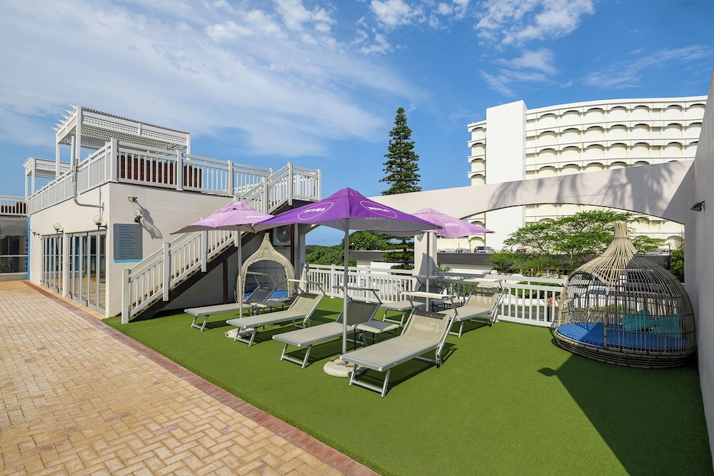 Umhlanga Cabanas 30/35