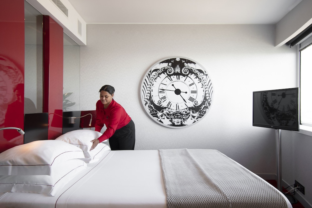 Myriad By Sana Hotels 24/69