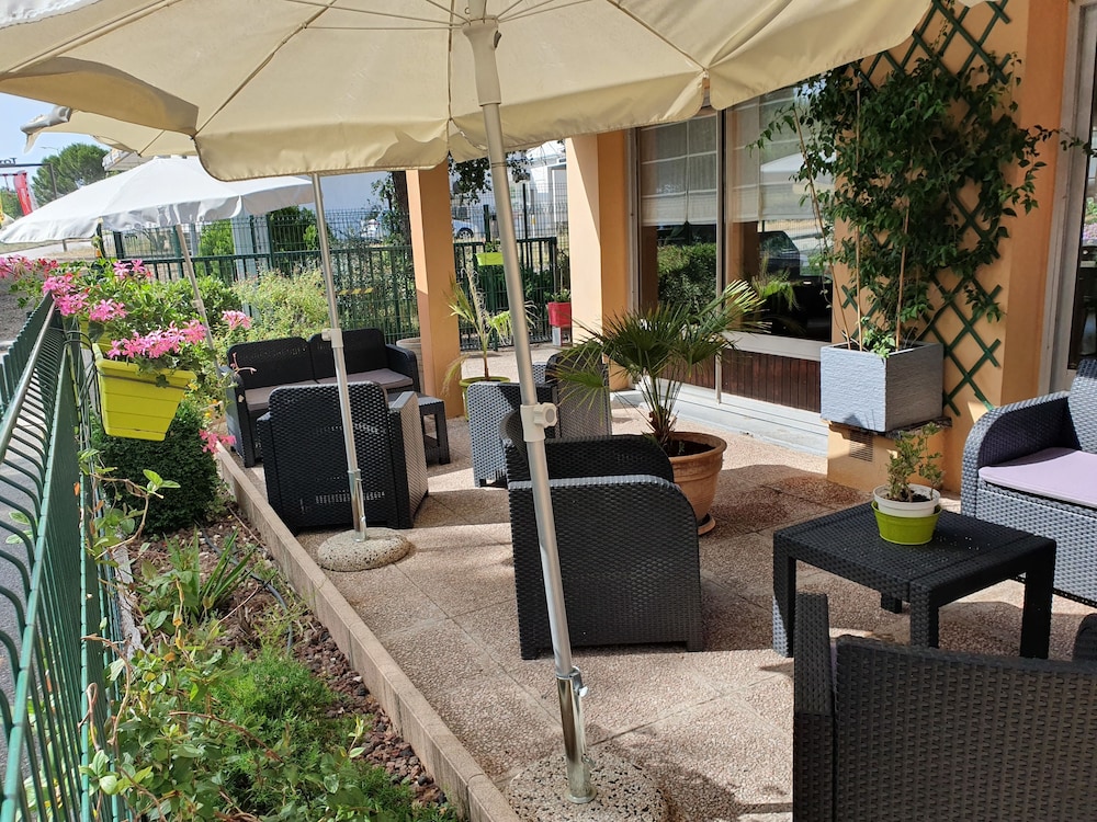 Kyriad Direct Marseille Ouest Martigues 36/55