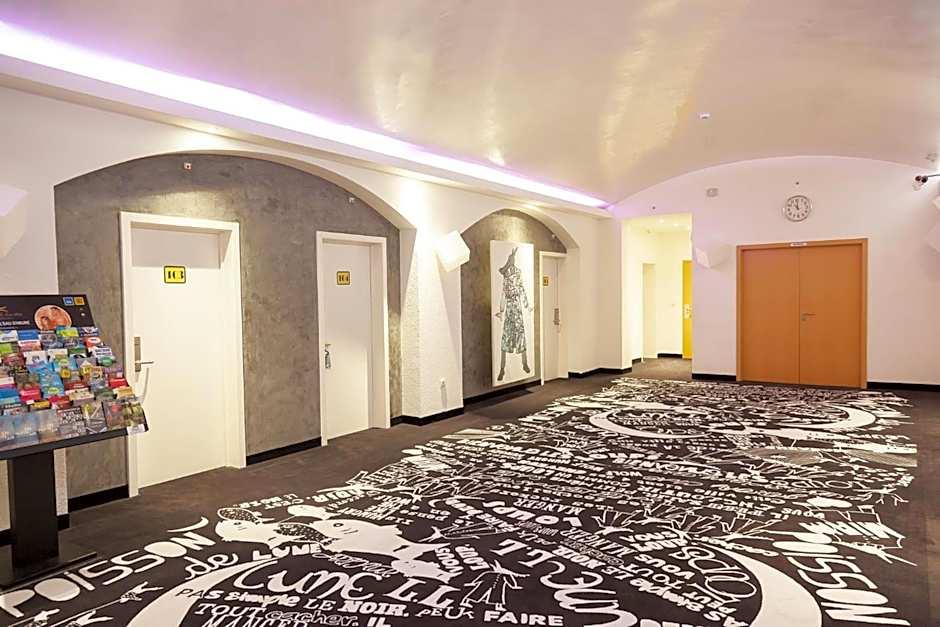 Hotel Tristar 74/78