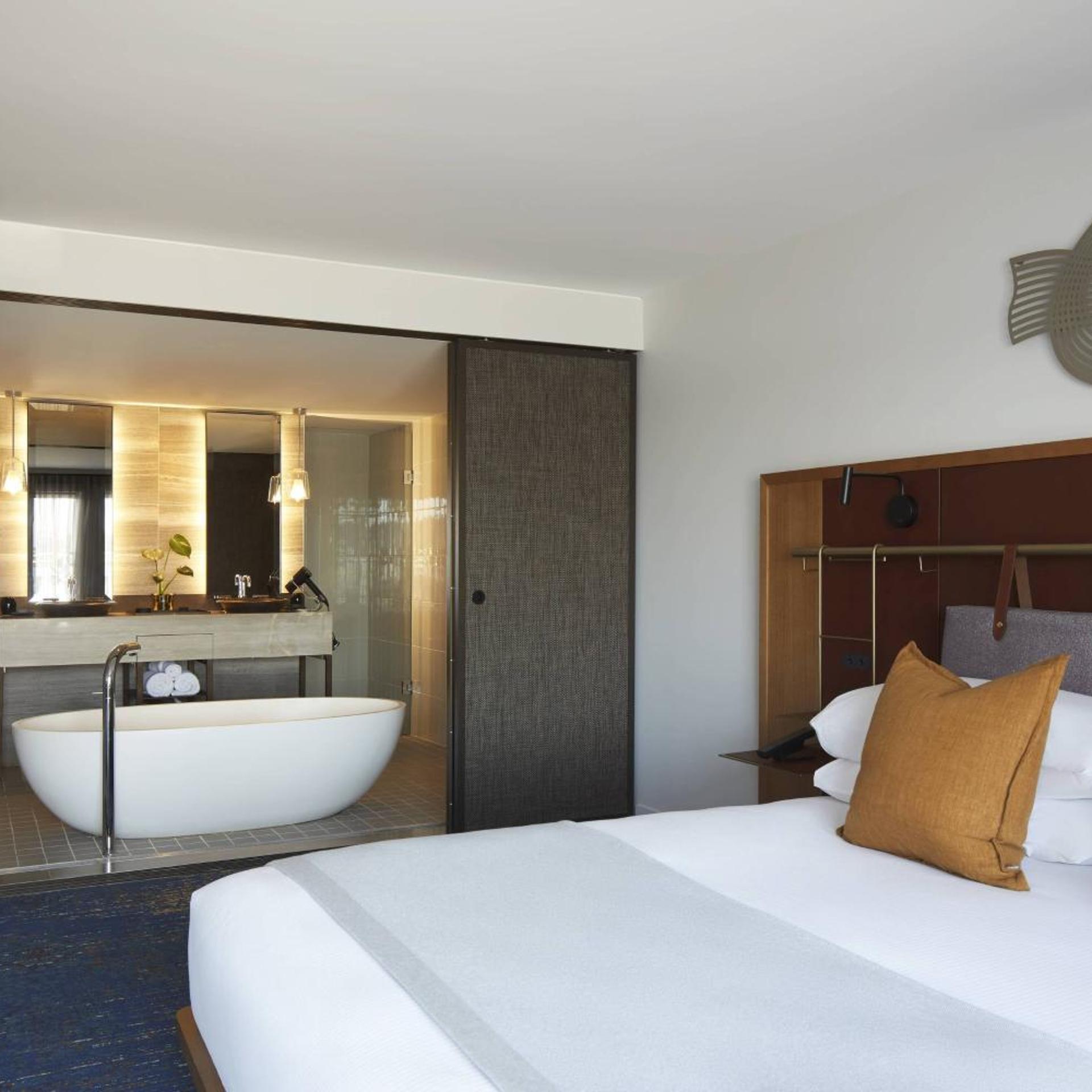Suite, Harbour View, Balcony